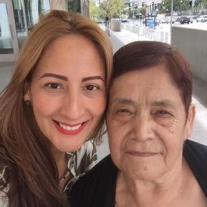 Meet your Posher, Veronica